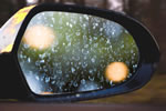 Easy tips for how to clean your car mirrors