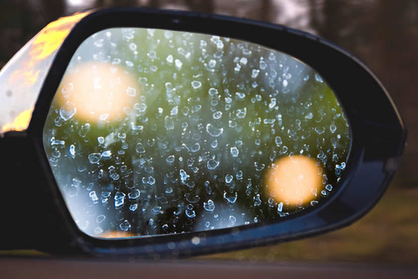 How to Get Water Spots off Car Mirrors 